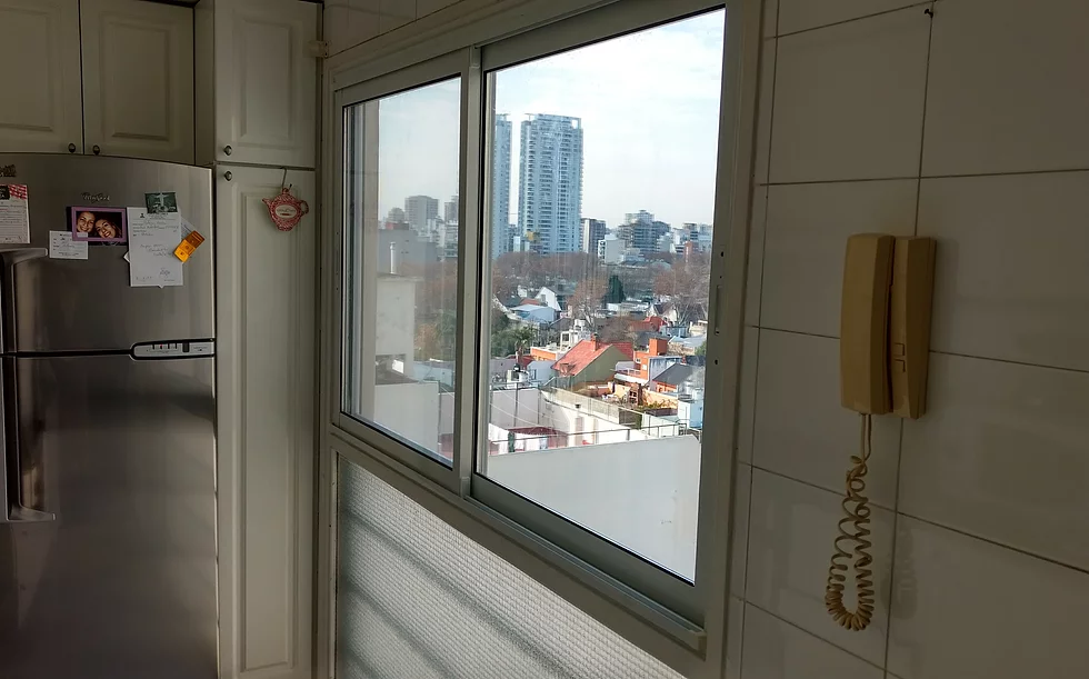 L&iacute;nea M&oacute;dena